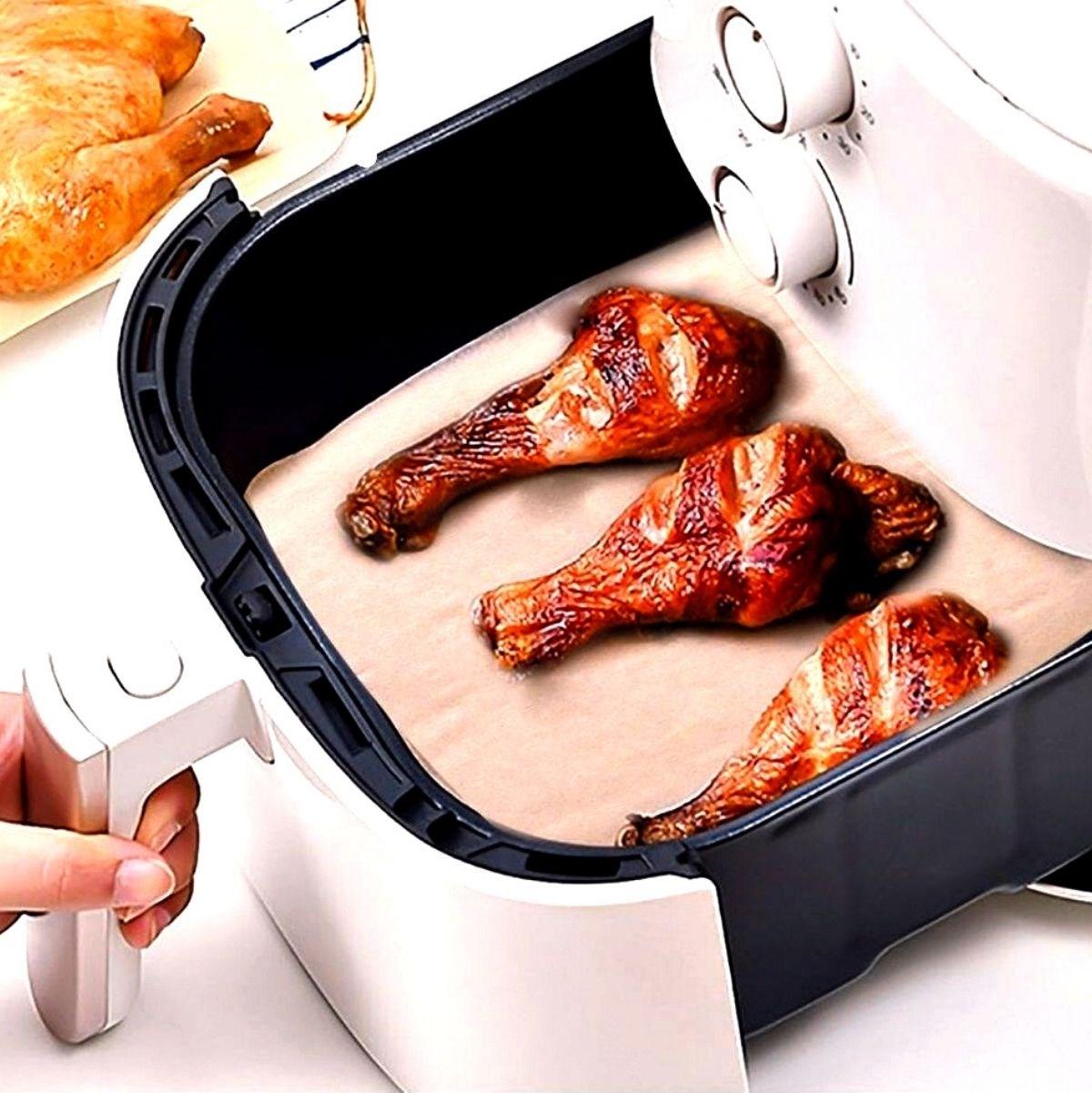 100 LÜ Deliksiz Düz Kare Air Fryer Pişirme Kağıdı Tek Kullanımlık Hava -Yağ Geçirmez Yapışmaz Kağıt (4620)