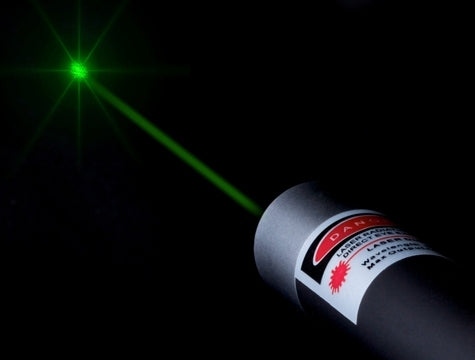 Yeşil Lazer Pointer 100 mW 15 Km Etkili (5 Başlıklı) (4620)