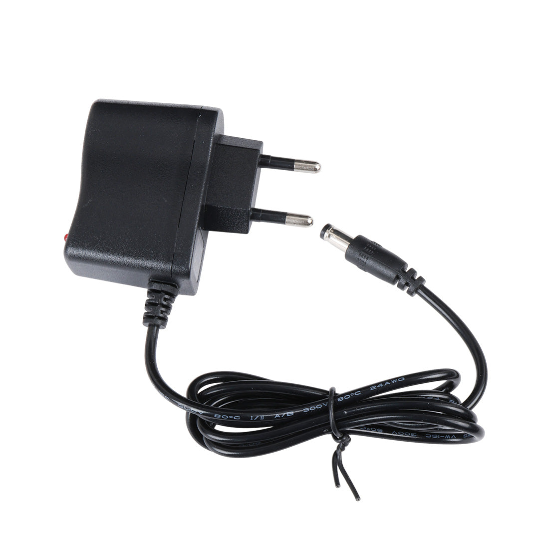 6 Volt 1 Amper Ledli̇ 5.5*2.5 Mm Uçlu Pri̇z Ti̇pi̇ Adaptör