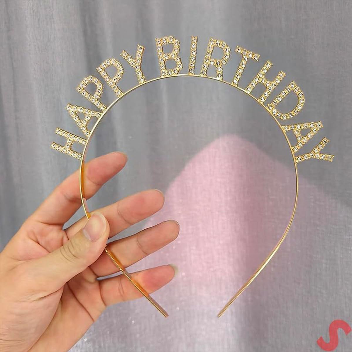 Altın Gold Renk Kristal Taşlı Parlak Happy Birthday Taç 16x17 cm (4620)