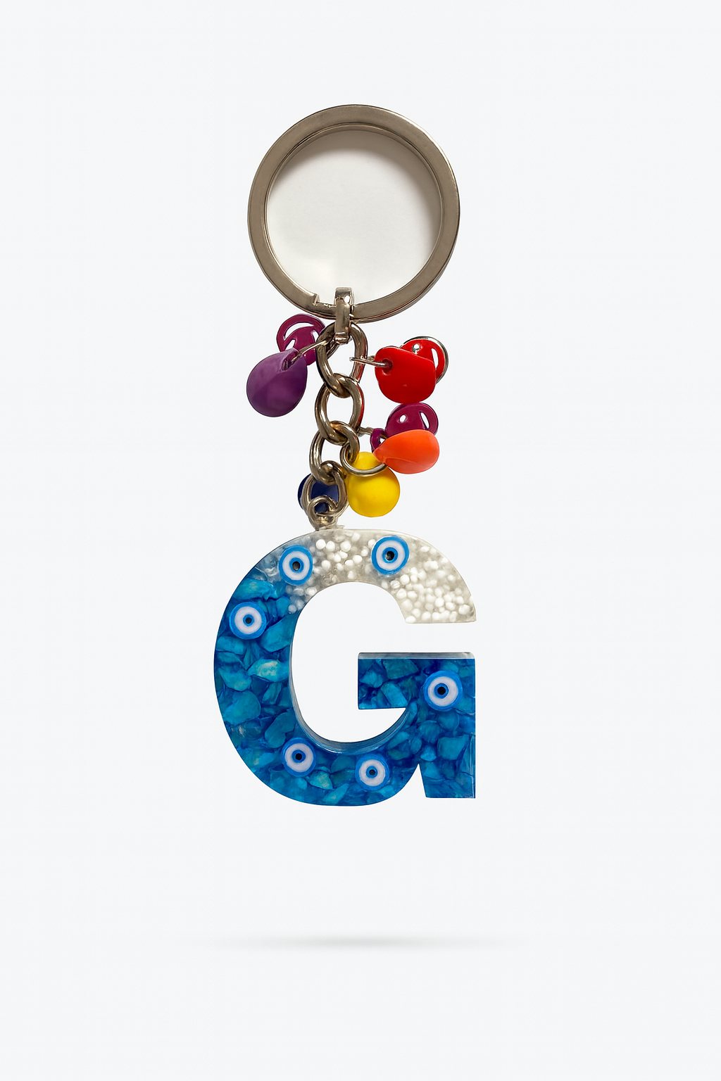 Epoksi Harf Anahtarlık – G Harfi, Nazar Boncuklu ve Renkli Charm Detaylı