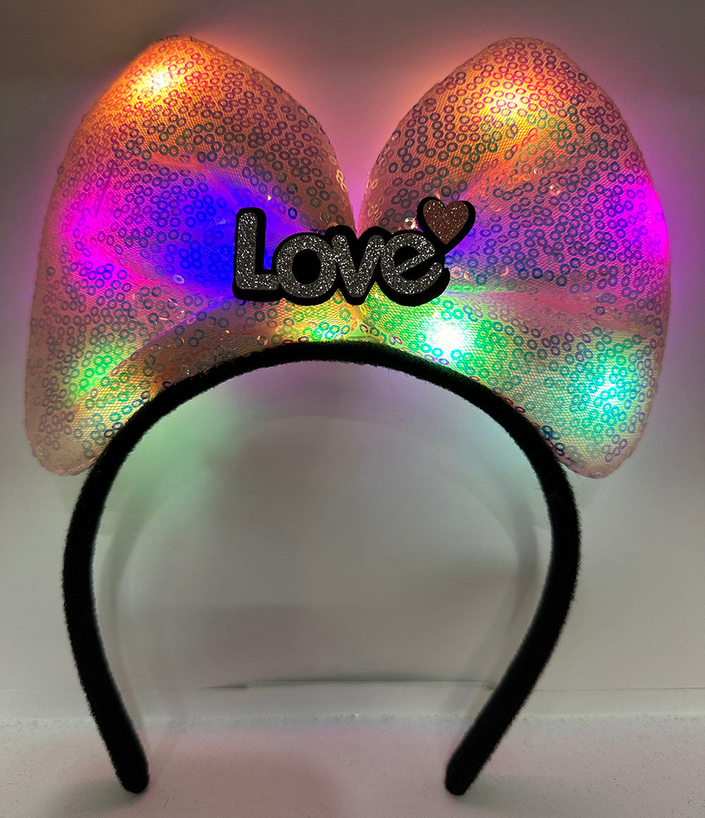 Led Işıklı 3 Farklı Fonksiyonda Yanan Gümüş Love Yazılı Toz Pembe Fiyonk Taç 20X17 cm