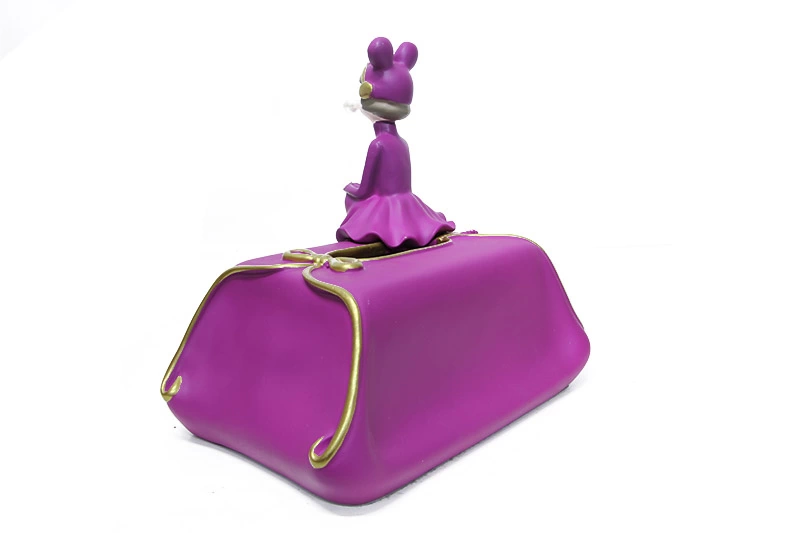 Lady Napkin Holder 