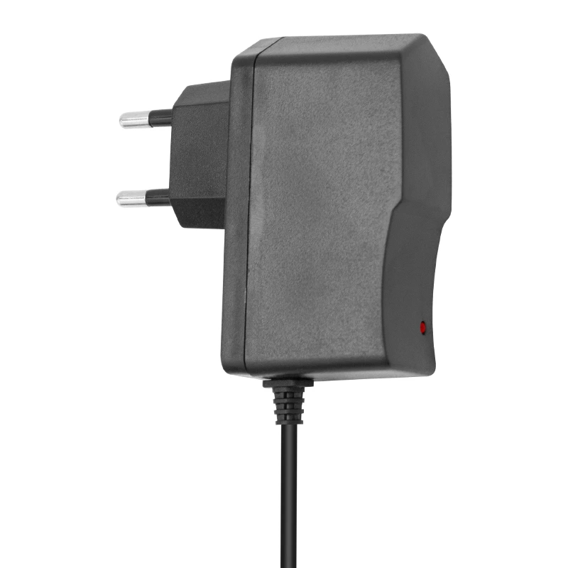 Pm-8113 12 Volt - 1 Amper 3.5*1.35 Mm Uçlu Priz Tipi Adaptör